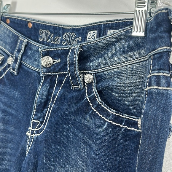 Miss Me  Woman’s Boot Cut jeans Dark Wash size 28 - Picture 7 of 14